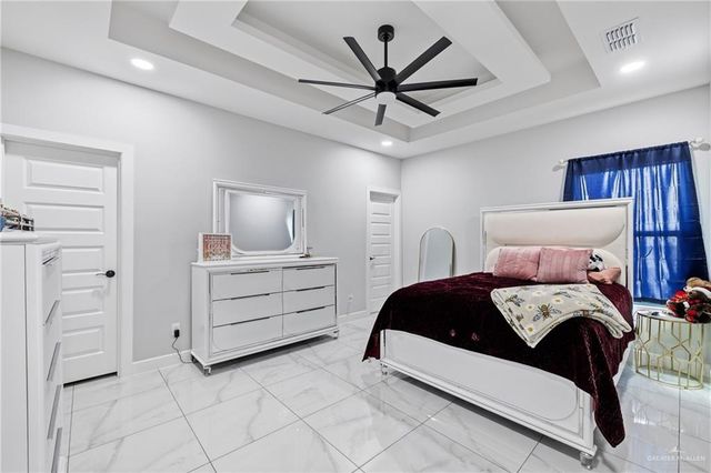 2118 E Clearwater Street, Edinburg, TX 78542