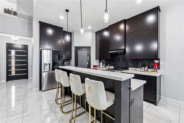 2118 E Clearwater Street, Edinburg, TX 78542