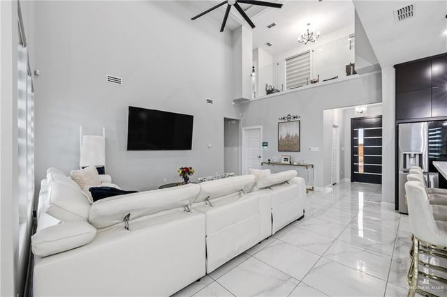 2118 E Clearwater Street, Edinburg, TX 78542