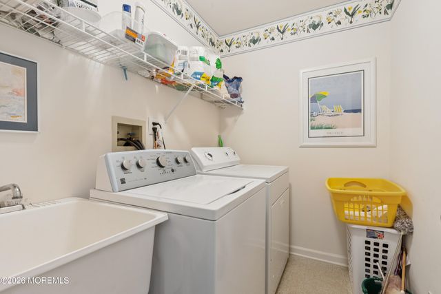 38 Durant Avenue 144, Holmdel, NJ 07733