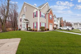 38 Durant Avenue 144, Holmdel, NJ 07733