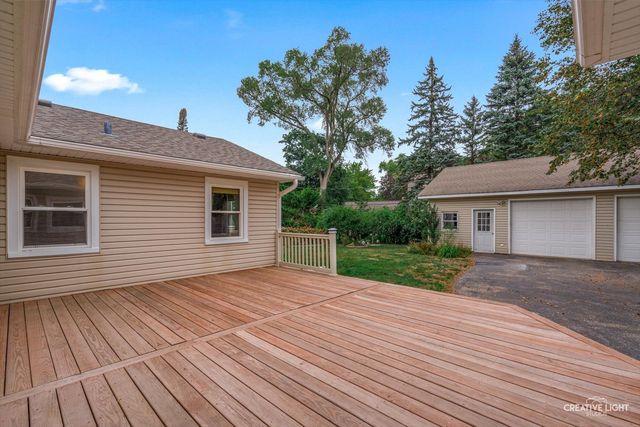 1211 James Street, Geneva, IL 60134