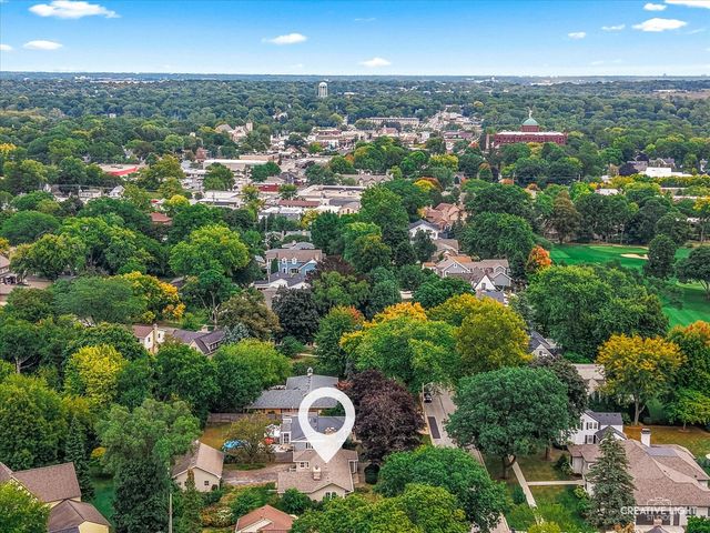 1211 James Street, Geneva, IL 60134