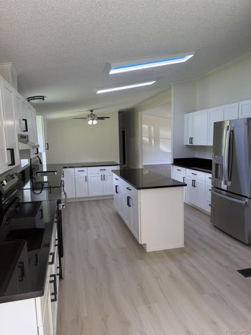 3586 Columbiaville Road, Marathon Township, MI 48421