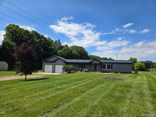 3586 Columbiaville Road, Marathon Township, MI 48421
