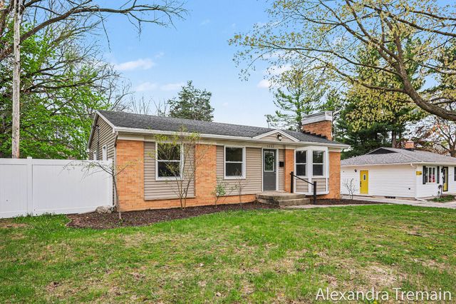 1602 4th Street Nw, City Of Grand Rapids, MI 49504