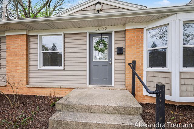 1602 4th Street Nw, City Of Grand Rapids, MI 49504