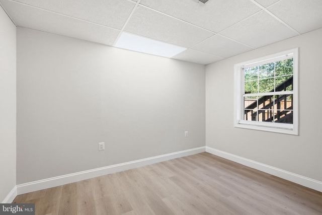 9316 WATERFORD DR, Manassas, VA 20110