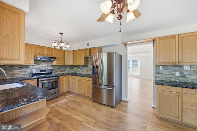 9316 WATERFORD DR, Manassas, VA 20110