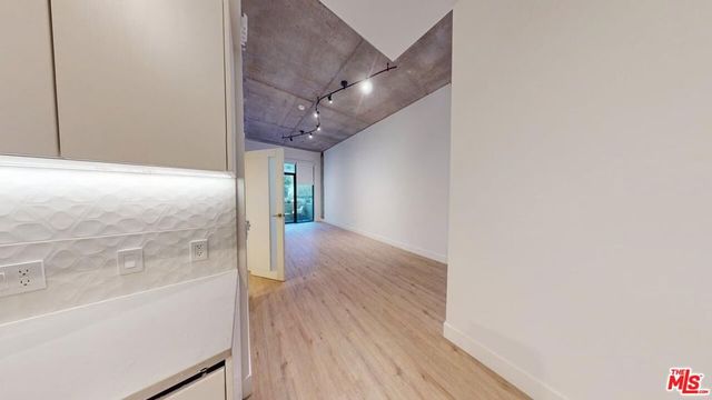 414 N Orange Street 801, Glendale, CA 91203