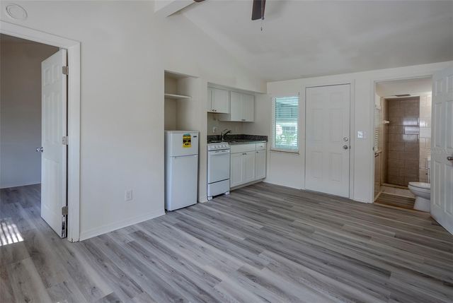 1102 SUNSET POINT ROAD, Clearwater, FL 33755