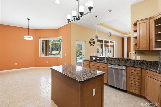 6051 N Mahogany Terrace, Beverly Hills, FL 34465