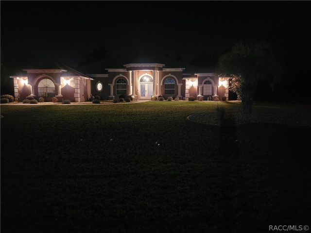 6051 N Mahogany Terrace, Beverly Hills, FL 34465