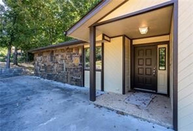 1 Ramsey Drive, Bella Vista, AR 72714