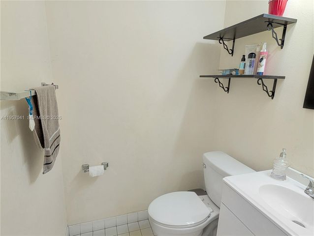 6205 Kendale Lakes Cir 289, Miami, FL 33183