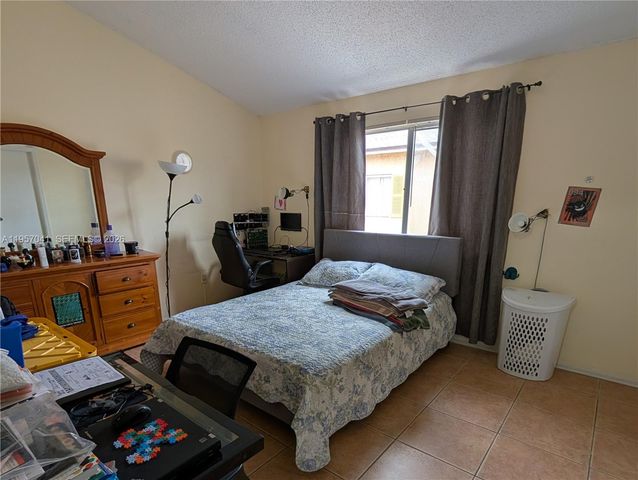 6205 Kendale Lakes Cir 289, Miami, FL 33183