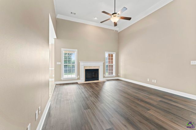 102 Rosemary Court, Warner Robins, GA 31088