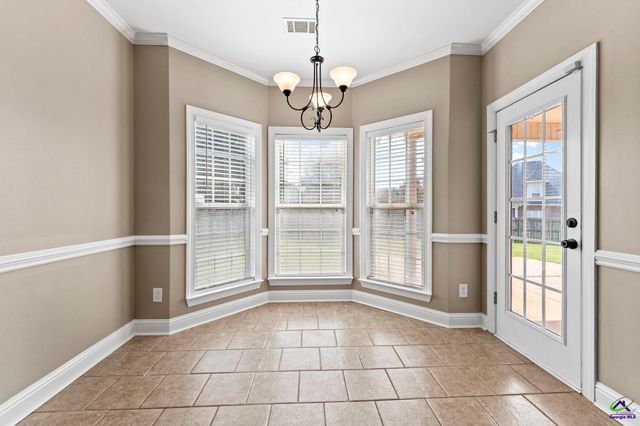 102 Rosemary Court, Warner Robins, GA 31088