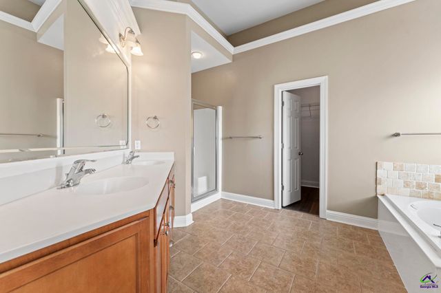 102 Rosemary Court, Warner Robins, GA 31088