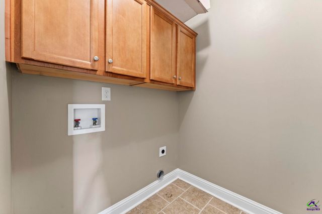 102 Rosemary Court, Warner Robins, GA 31088