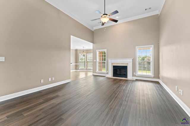102 Rosemary Court, Warner Robins, GA 31088