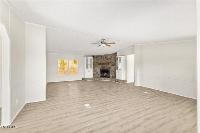 162 Jay Barnett Road, Jonesborough, TN 37659