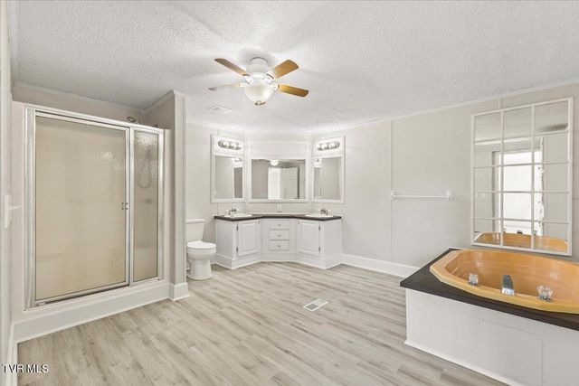 162 Jay Barnett Road, Jonesborough, TN 37659