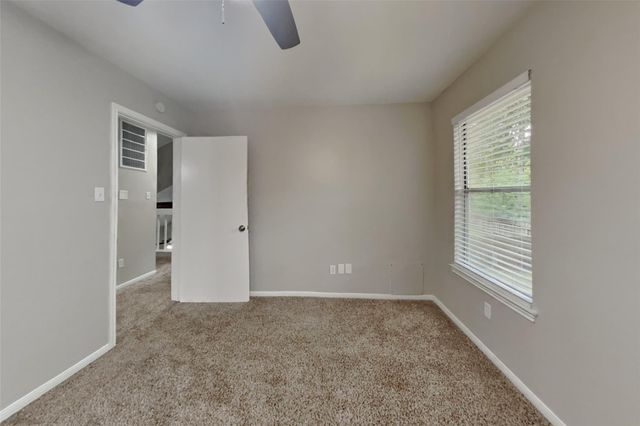 6 W Lance Leaf Road, Spring, TX 77381