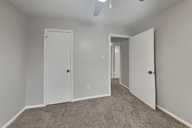 6 W Lance Leaf Road, Spring, TX 77381