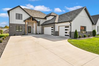 3810 East Cherry Street, #32, Springfield, MO 65809