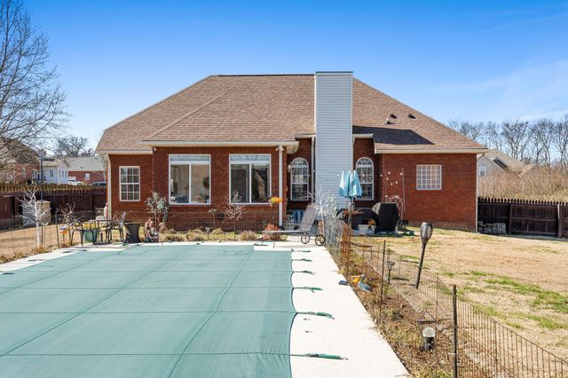 157 Mimosa Dr, Gallatin, TN 37066