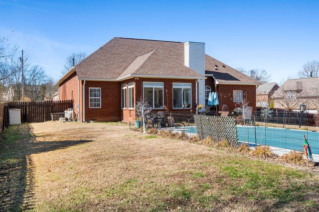 157 Mimosa Dr, Gallatin, TN 37066