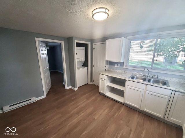 321 E Monroe Street, Fortville, IN 46040