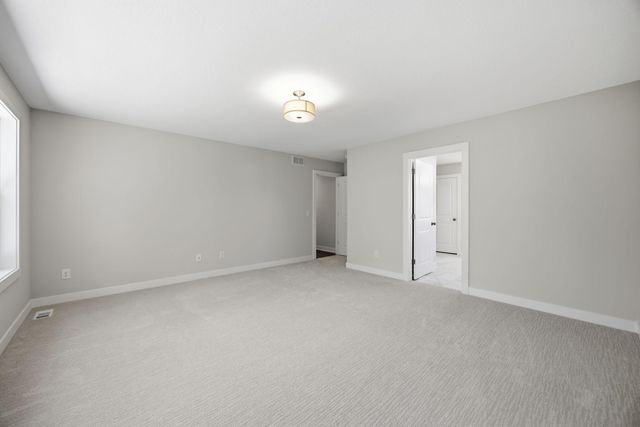 2399 Laurie Court W, Roseville, MN 55113