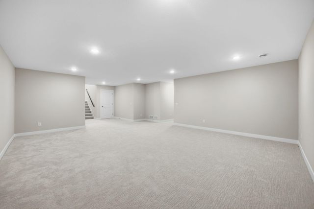 2399 Laurie Court W, Roseville, MN 55113