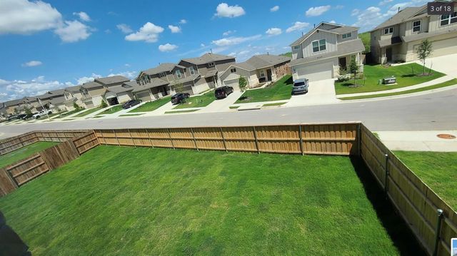 561 Pepperbark LOOP, Buda, TX 78610