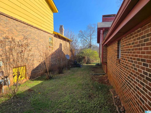 817 GOLDWIRE PLACE, Birmingham, AL 35211