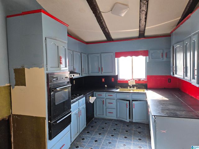 817 GOLDWIRE PLACE, Birmingham, AL 35211