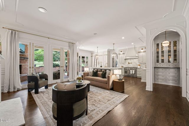 1530 Brooks Avenue, Raleigh, NC 27607