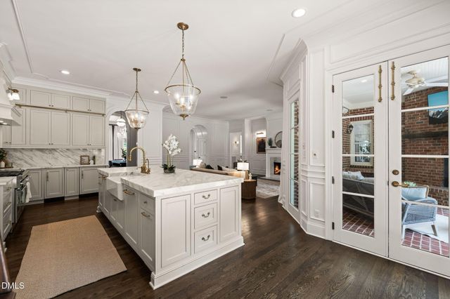 1530 Brooks Avenue, Raleigh, NC 27607