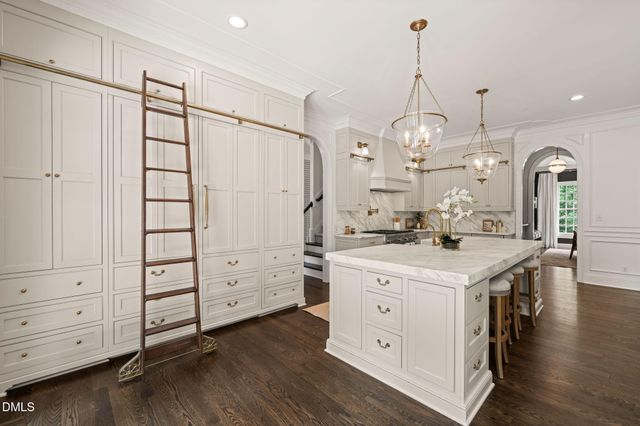1530 Brooks Avenue, Raleigh, NC 27607
