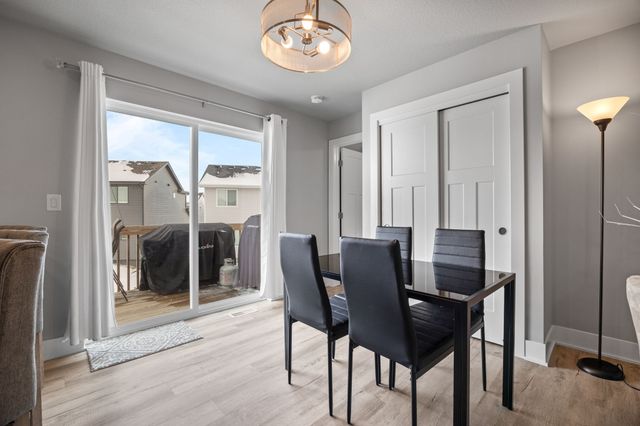 1417 NE Cedarwood Drive, Grimes, IA 50111