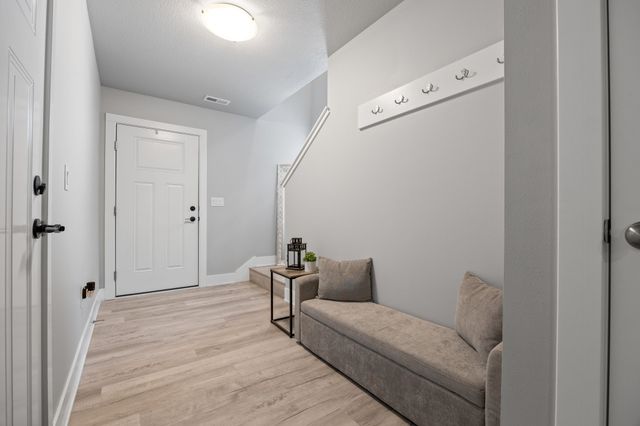 1417 NE Cedarwood Drive, Grimes, IA 50111