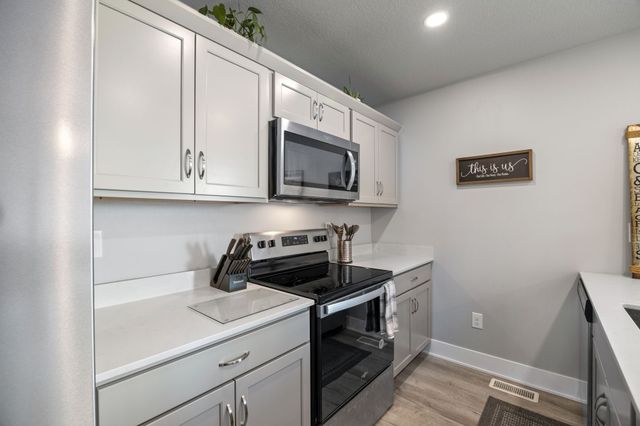 1417 NE Cedarwood Drive, Grimes, IA 50111