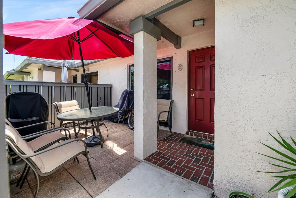 8440 E Boca Glades Blvd Boulevard E, Boca Raton, FL 33434