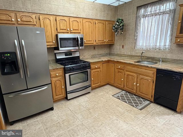 1605 W RITNER ST, Philadelphia, PA 19145