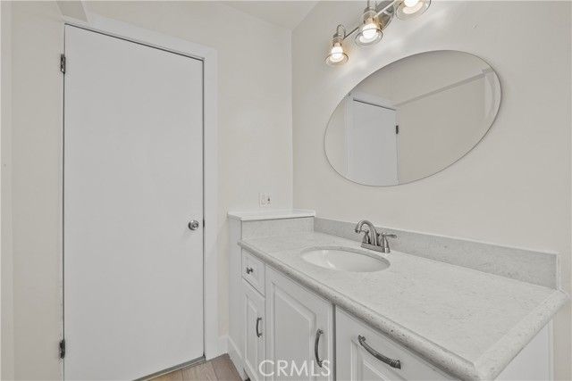 12554 Lorne, North Hollywood (los Angeles), CA 91605