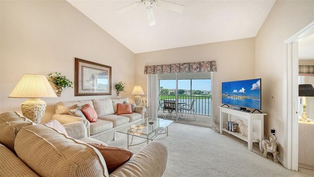 9330 CLUBSIDE CIRCLE 3306, Sarasota, FL 34238