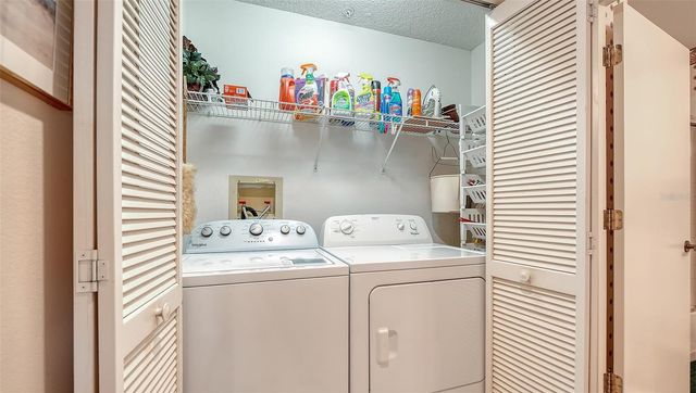 9330 CLUBSIDE CIRCLE 3306, Sarasota, FL 34238