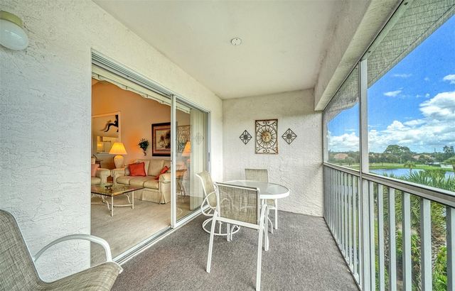 9330 CLUBSIDE CIRCLE 3306, Sarasota, FL 34238